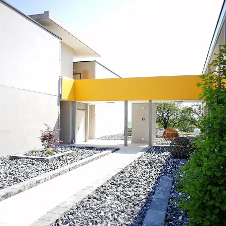 Wohnmotel - Hinterforst 모텔 알츠테튼